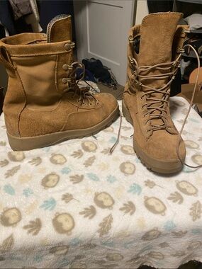 GORE-TEX Tan Suede Tactical Boots